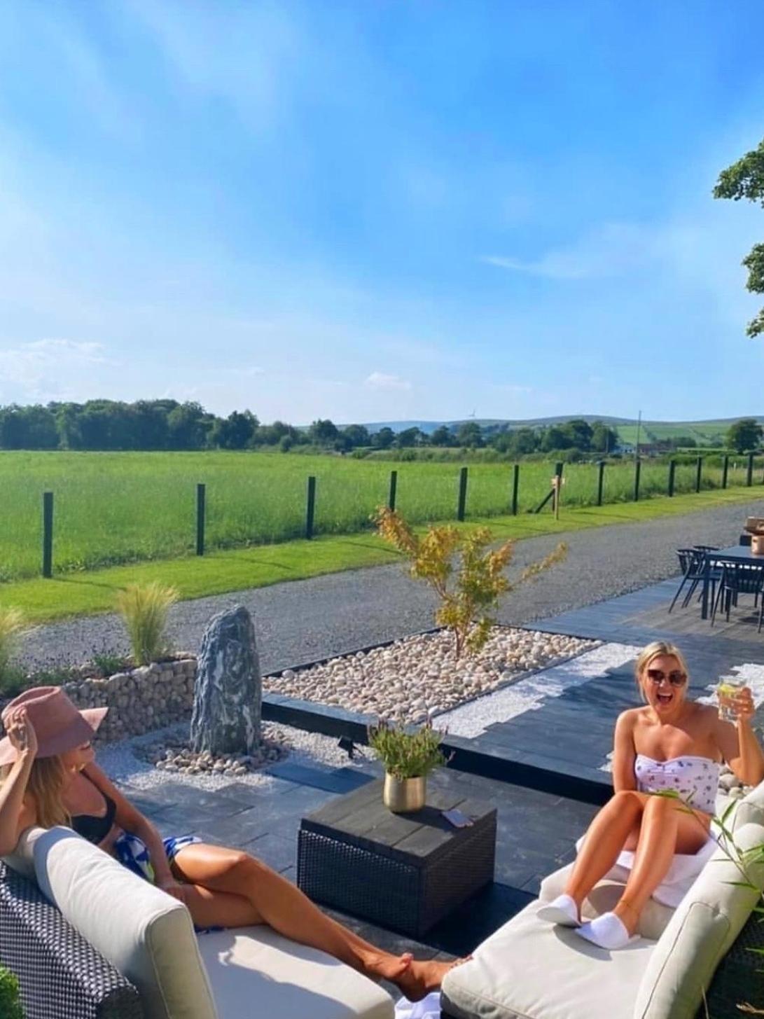 Villa The Hideaway Retreat à Omagh Extérieur photo